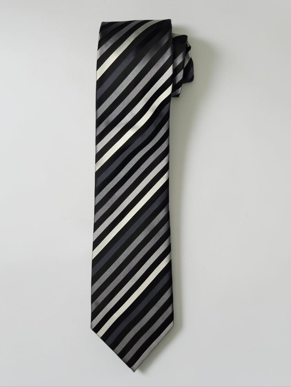 Berlioni Italy Mens 100% Silk Tie Black Grey Silver Diagonal Stripe Hand Made